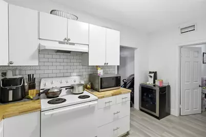 2142 NW 33rd St, Miami, FL 33142 - Photo 12