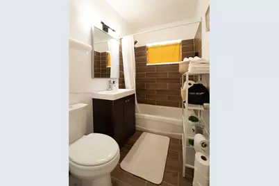 7031 NW 6th Ct, Miami, FL 33150 - Photo 10