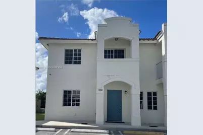 582 SW 2nd Pl, Florida City, FL 33034 - Photo 2