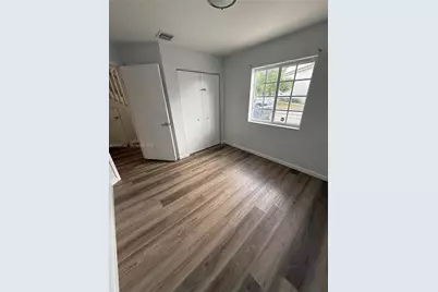 582 SW 2nd Pl, Florida City, FL 33034 - Photo 6