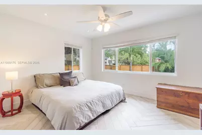 44 NW 40th St, Miami, FL 33127 - Photo 14