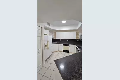 908 SW 6th Ct #1, Florida City, FL 33034 - Photo 2