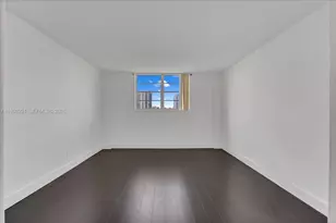 19390 Collins Av, Sunny Isles Beach, FL 33160 - Photo 8