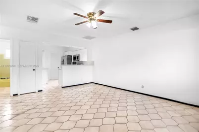 137 NE 1st Ct #a, Dania Beach, FL 33004 - Photo 10