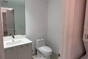 55 SW 9th St, Miami, FL 33130 - Photo 12