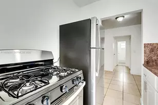 6913 Rue Vendome, Miami Beach, FL 33141 - Photo 6