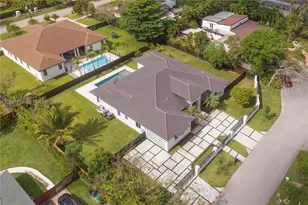 10250 SW 135th St, Miami, FL 33176 - Photo 32