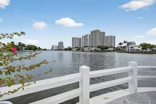 3209 S Ocean Dr, Hallandale Beach, FL 33009 - Photo 52