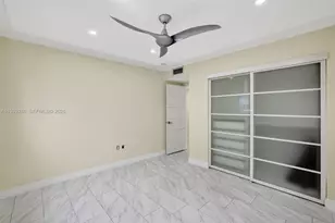 3209 S Ocean Dr, Hallandale Beach, FL 33009 - Photo 42