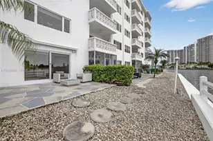 3209 S Ocean Dr, Hallandale Beach, FL 33009 - Photo 48