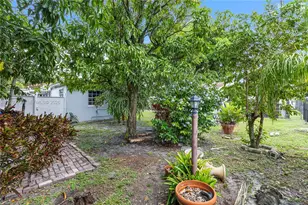 116 E 59, Hialeah, FL 33013 - Photo 20