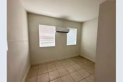 1021 NW 3rd St #101, Miami, FL 33128 - Photo 6