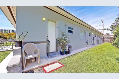 2499 SW 27th St #1, Miami, FL 33133 - Photo 14