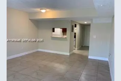 250 NW 107th Ave #213, Miami, FL 33172 - Photo 6