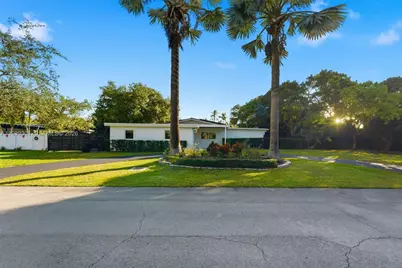 13225 SW 83rd Ct, Pinecrest, FL 33156 - Photo 1