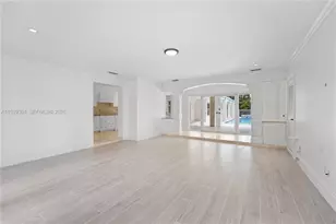 10640 SW 61st Ave, Pinecrest, FL 33156 - Photo 16