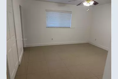 8111 SW 129th Ave, Miami, FL 33183 - Photo 14