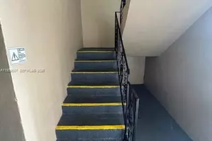 1015 NW 45th Ave, Miami, FL 33126 - Photo 12