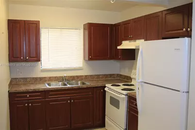 1245 S Flagler Ave #304, Pompano Beach, FL 33060 - Photo 6