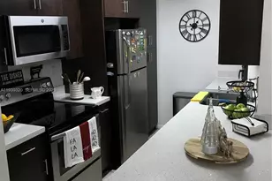 10353 N Kendall Dr, Miami, FL 33176 - Photo 8