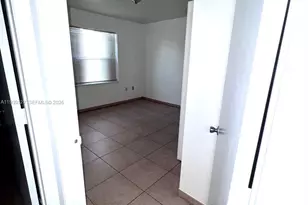 14140 NE 2nd Ct, Miami, FL 33161 - Photo 8