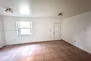 14140 NE 2nd Ct, Miami, FL 33161 - Photo 1