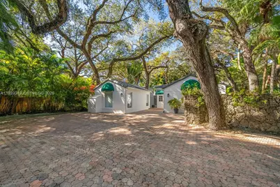 3700 Justison Rd, Miami, FL 33133 - Photo 4