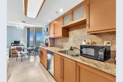 2000 Towerside Ter #1806, Miami, FL 33138 - Photo 34