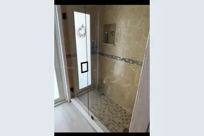 2101 NW 84th Way, Sunrise, FL 33322 - Photo 6