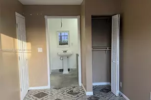 8071 SW 24th Pl, Miramar, FL 33025 - Photo 10
