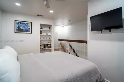 17505 NW 67th Pl #D-11, Hialeah, FL 33015 - Photo 20