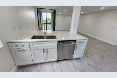 750 Egret Cir #6401, Delray Beach, FL 33444 - Photo 2