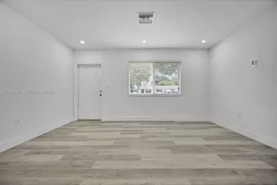 1401 NE 152nd St, North Miami Beach, FL 33162 - Photo 8