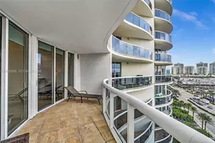 17201 Collins Ave, Sunny Isles Beach, FL 33160 - Photo 32