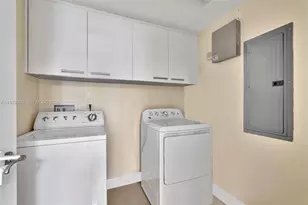 17201 Collins Ave, Sunny Isles Beach, FL 33160 - Photo 24