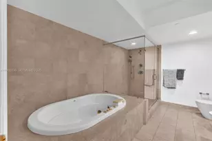 17201 Collins Ave, Sunny Isles Beach, FL 33160 - Photo 36
