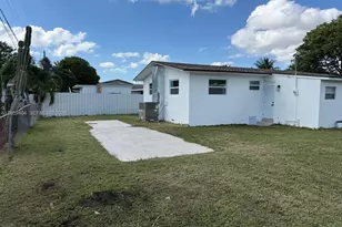 2920 NW 64th St, Miami, FL 33147 - Photo 16
