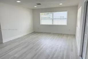 2920 NW 64th St, Miami, FL 33147 - Photo 6