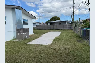 2920 NW 64th St, Miami, FL 33147 - Photo 18