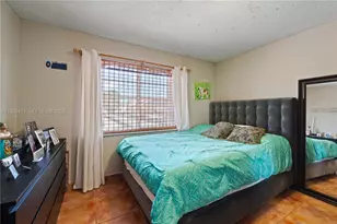 8480 SW 156th Pl, Miami, FL 33193 - Photo 12