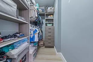 171 NW 151st Ave, Pembroke Pines, FL 33028 - Photo 16