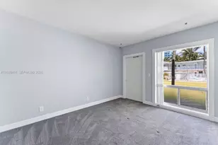 2508 Bay Dr, Pompano Beach, FL 33062 - Photo 10