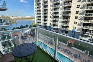 5085 NW 7th St, Miami, FL 33126 - Photo 12