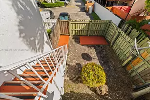 8480 SW 156th Pl, Miami, FL 33193 - Photo 18