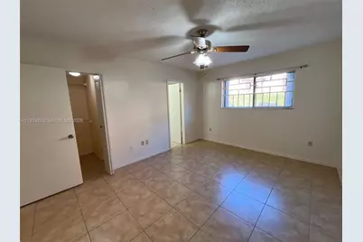 5300 W 21st Ct #112, Hialeah, FL 33016 - Photo 12