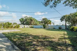 20731 NW 32nd Pl, Miami Gardens, FL 33056 - Photo 14