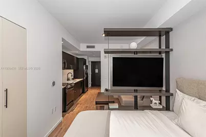 398 NE 5th St #4512, Miami, FL 33132 - Photo 8