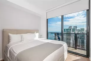 398 NE 5th St, Miami, FL 33132 - Photo 6