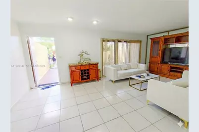 7734 Balboa St #7734, Sunrise, FL 33351 - Photo 2