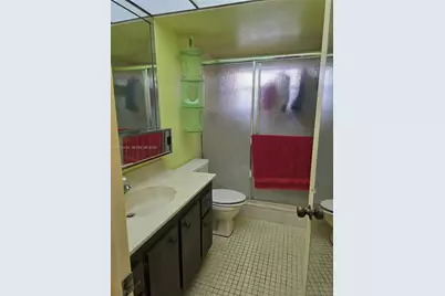 9441 Sunrise Lakes Blvd #108, Sunrise, FL 33322 - Photo 14